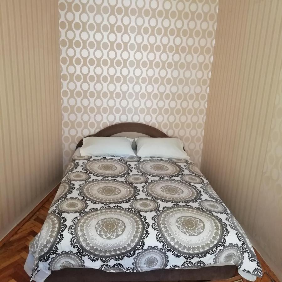 Ferienwohnung 2К. Центр Возле Гуливера.Бассейная 10 Kiew Exterior foto