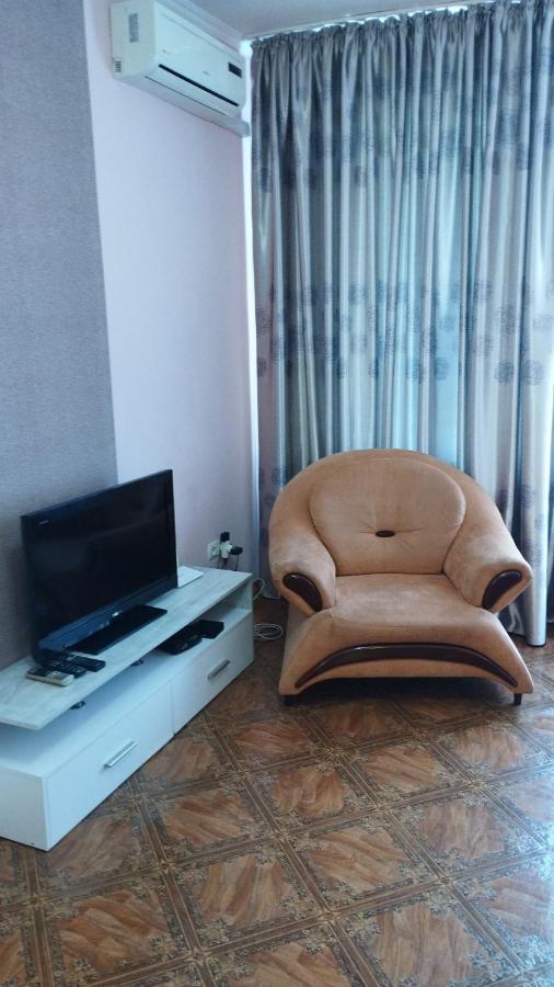 Ferienwohnung 2К. Центр Возле Гуливера.Бассейная 10 Kiew Exterior foto